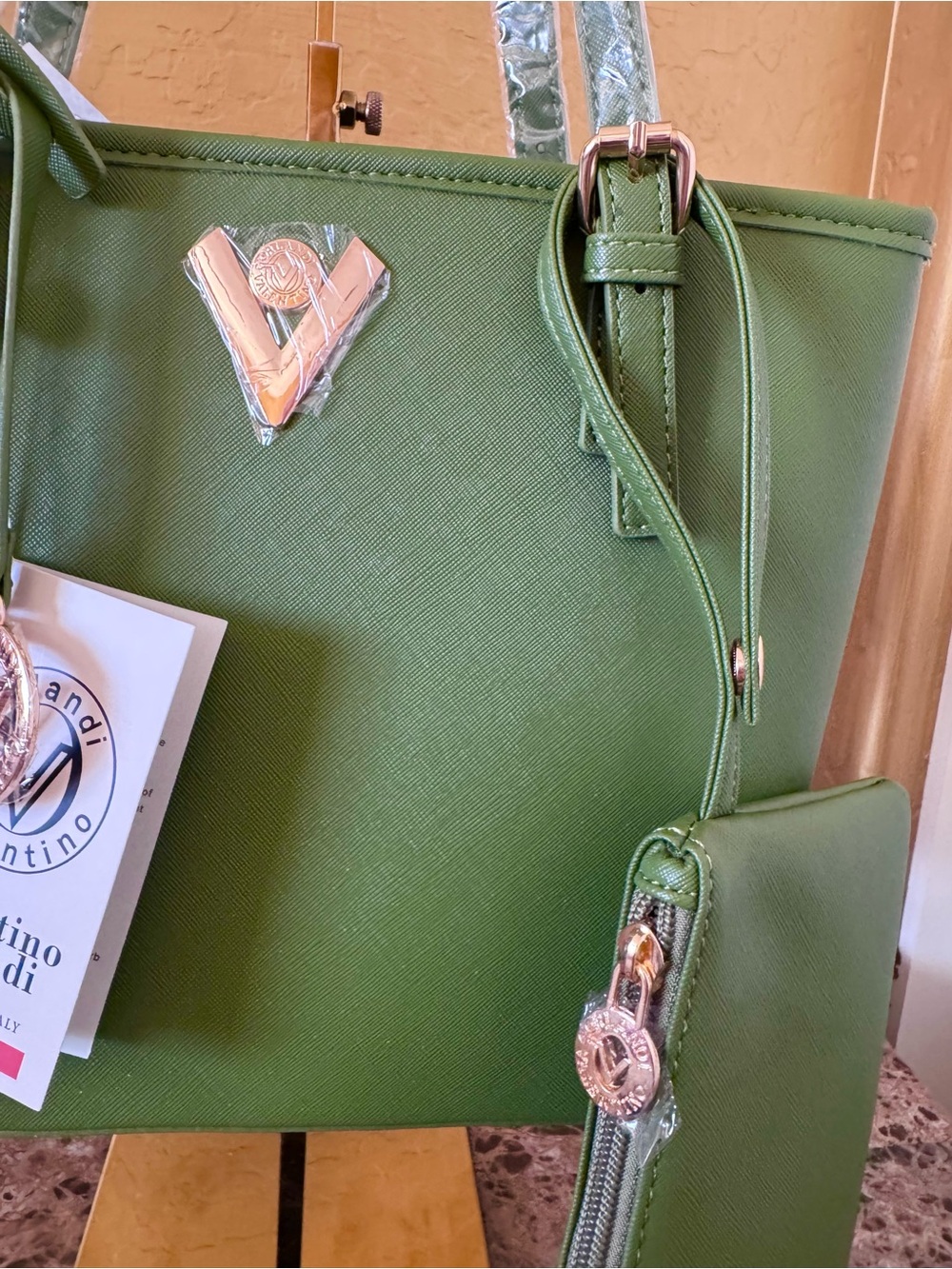 Valentino Orlandi Forest Green Vegan Leather Tote with Charm NWT - Picture 4 of 7